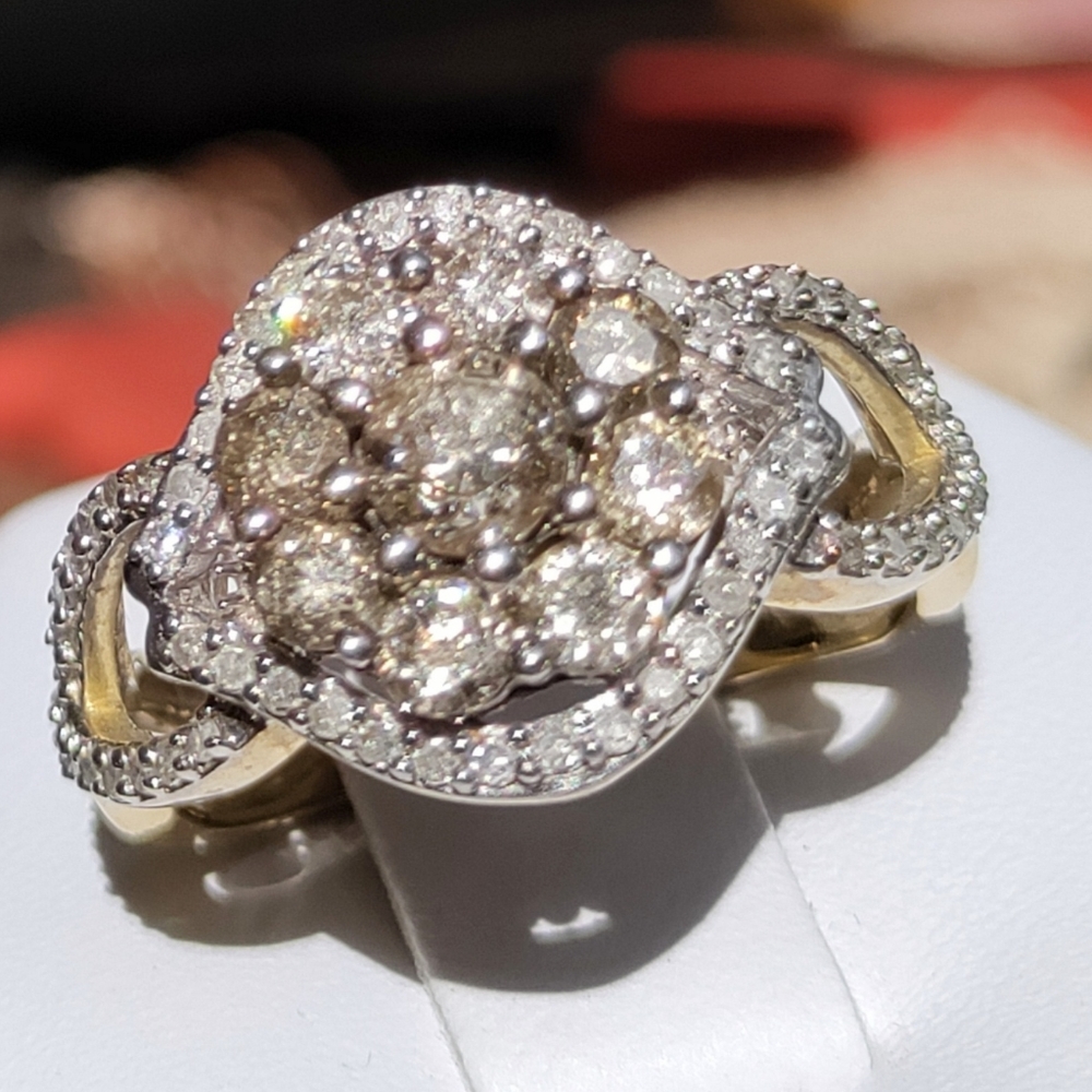 10K 1.50CTW Diamond Ring - Picture 2 of 11